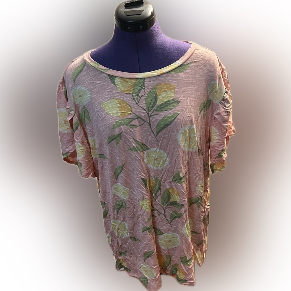 Lularoe Olive Tulip Sleeve Top Size 2XL
